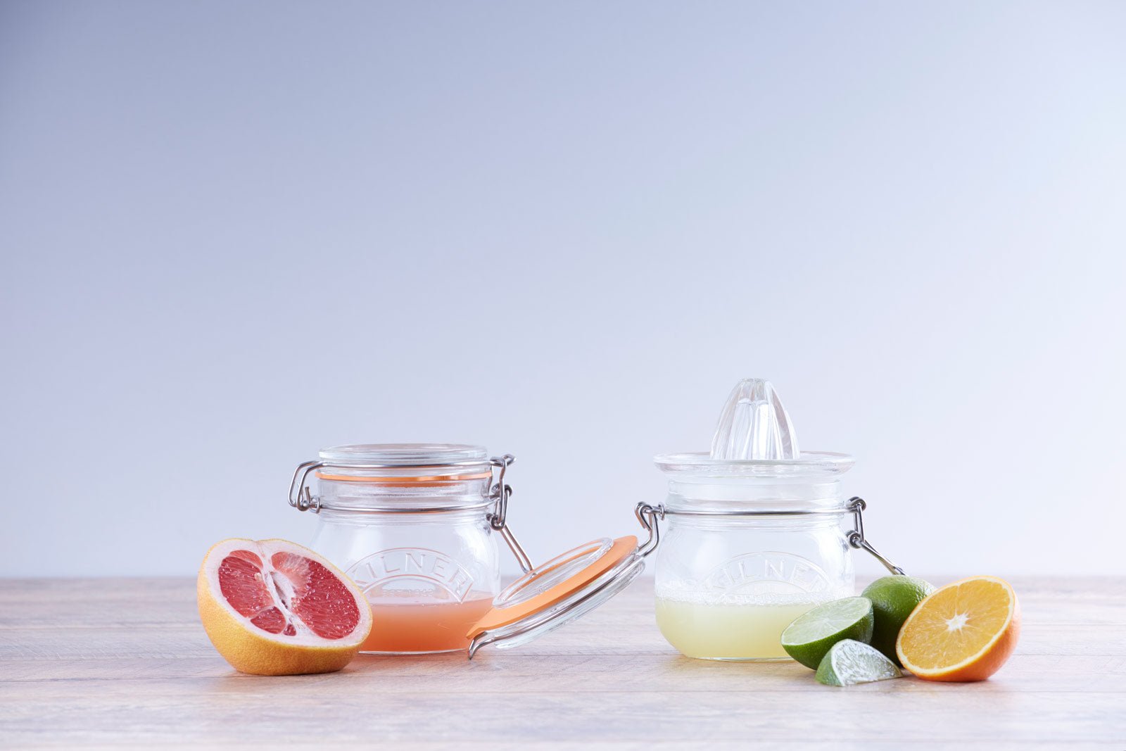 Zitronen - und Orangenpresse aus Glas - haushaltsreinigo.shop